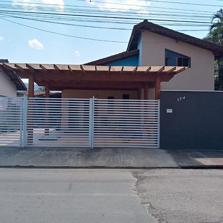 Casa Estilo Minimalista Em Ubatuba别墅 外观 照片